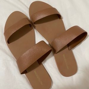 Tan Flats